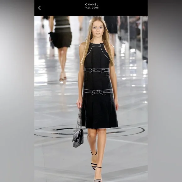 Chanel Fall 2005 Runway Silk and Pearl Dress - Picture 1 of 6